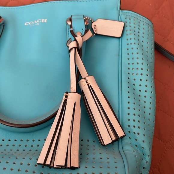 Small coach purse beautiful teal with cross body strap - Picture 3 of 5